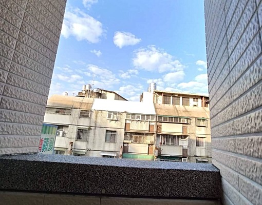 大里X益民商圈/電梯陽台獨曬/安靜清新 - Image 4