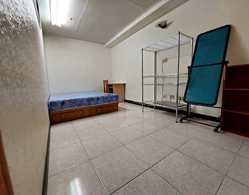 火車站前@新光三越*超大5房 - 591租屋網 - Image 2