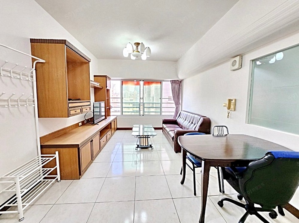 方正客餐廳通風採光佳