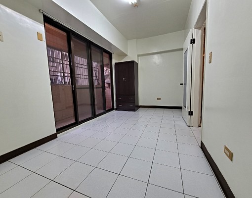 仁美國小,4房2廳3衛,平面車位,(前後花園) - Image 5