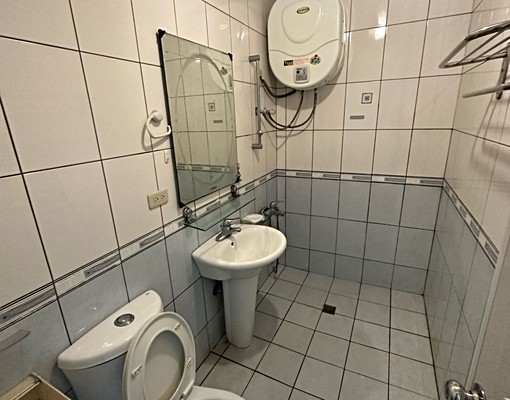 台電計價*金山街採光佳電梯套房分離式冷氣 - Image 4