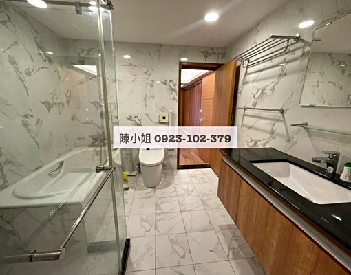 §中山國小典雅裝潢採光兩房.可做工作室 - Image 11