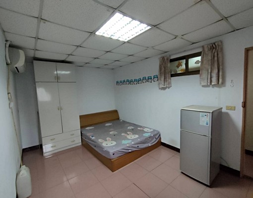 秀朗國小旁,生活便利,採光佳️,包水費(永元5D) - Image 2