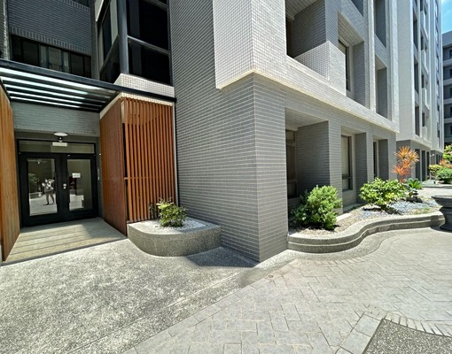 全新整理|2房2廳2衛|清水國小旁|沙鹿交流道|近市場|中科 - Image 2