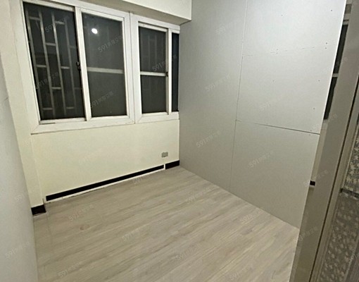 淡水老街中正路稀有迷你倉庫 - Image 5