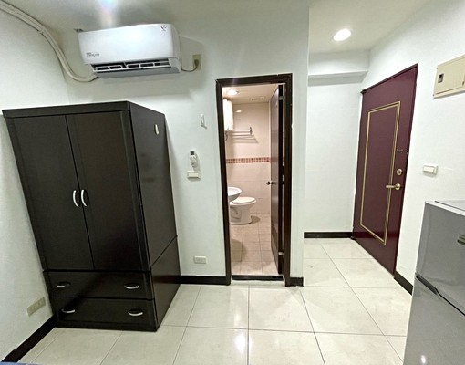 港墘捷運站5分鍾,生活機能強,供網路電視,小資首選 - Image 3