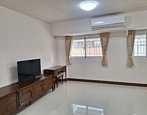 全新整修陽明大套房近正修.文山特區家電齊 - Image 2