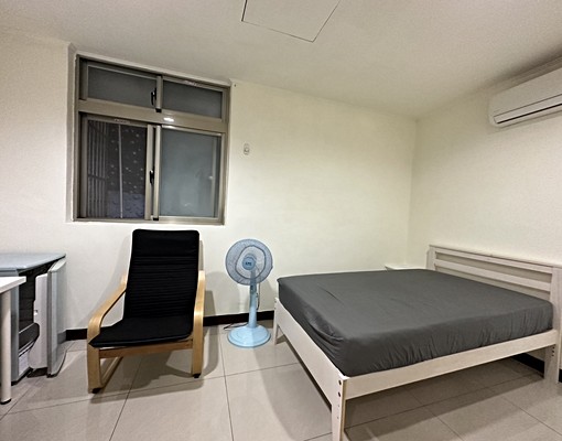 一樓簡約大窗套房*菜寮捷運5分鐘 - Image 2