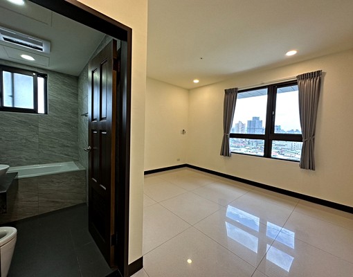 中和捷運大3房、平面車位另租、傢俱可談 - Image 4