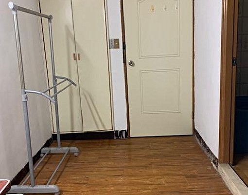 忠孝新生華山三創雙捷運近北車安靜獨立套房 - Image 1