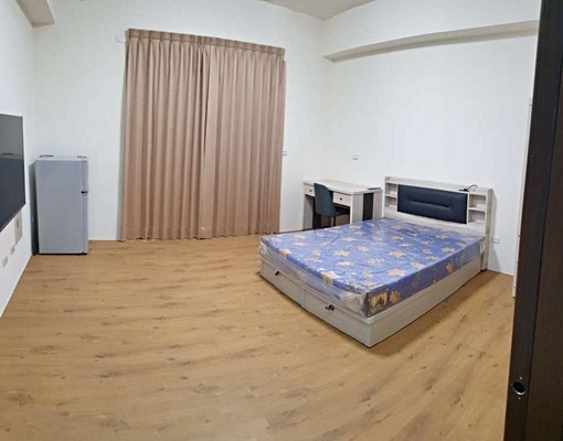 向上路大套房出租~尋找優質房客~有大陽台 - Image 4