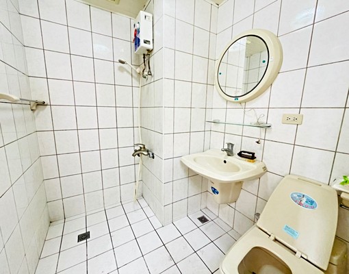 府中商圈電梯大套房採光好屋況佳 - Image 8