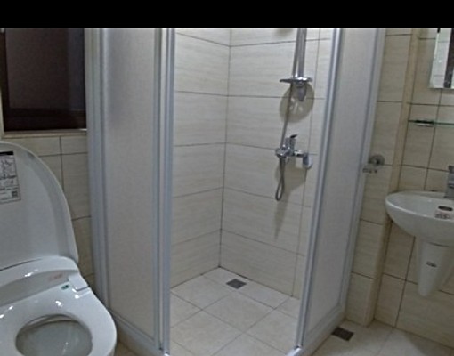 電梯瓦斯即熱水大金冷暖免治馬桶免費網路乾溼分離陽台窗 - Image 8