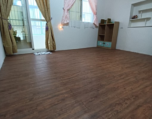 照南溫馨透天**全新整理3房** - Image 1