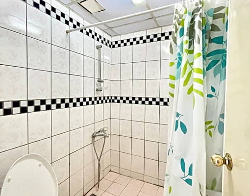 勝利商圈華廈生活機能一流-近國民運動中心附機車位 - Image 5