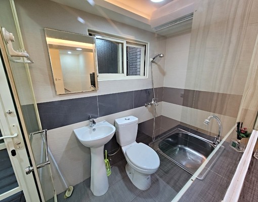 *可租補*蘆洲復興路設計師陽台大套房 - Image 3