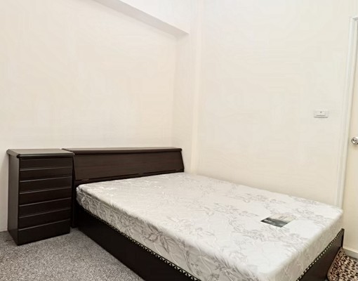 福鹿街美套房,格局寬敞明亮近家樂福 - Image 1