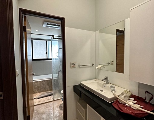 高鐵區重新粉刷溫馨兩房+平面車位 - Image 5