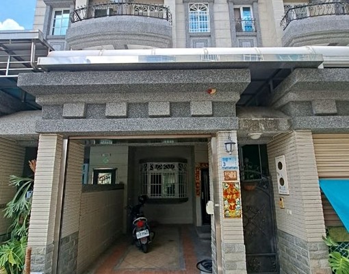 縣民公園輕齡車墅出租2.2萬 - Image 1