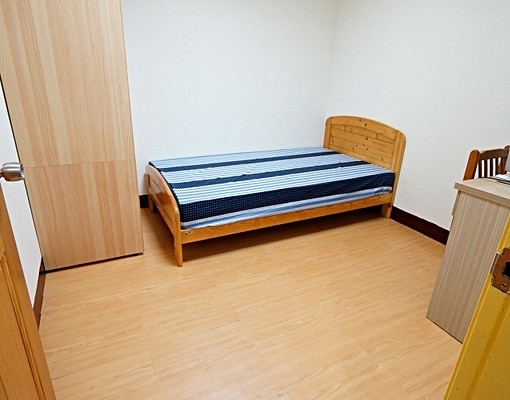 五工二路62巷舒服雅房免費高速上網 - Image 1