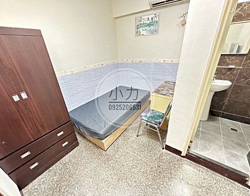 小力/南亞✨電梯套房✨機車位✨代收垃圾 - Image 2