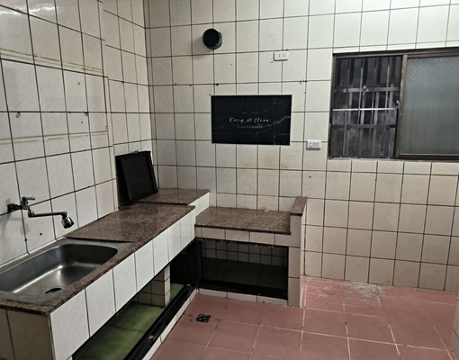 近大南麥當勞1+2樓超值透天 - Image 2