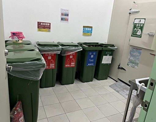 房東自租免服務費有車位.全新裝潢.ㄧ個皮箱可直接入住! - Image 12