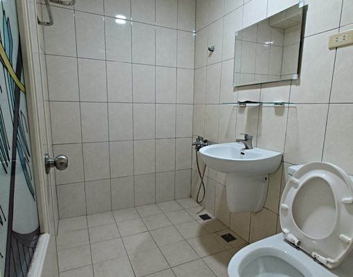 社宅🏠自由二富國公園電梯三房近巨蛋文藻📞愛窩 - Image 10