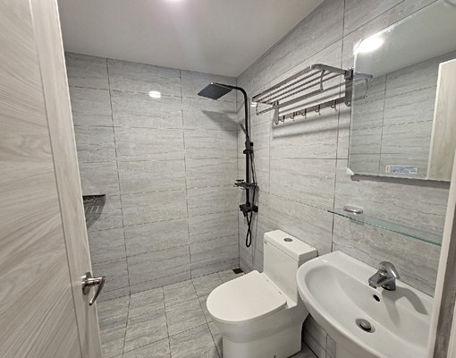 全新裝潢美套房含流理臺電磁爐 - Image 5