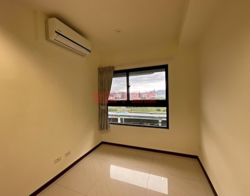 三房無虛坪&可租補設籍(預約制) - Image 13