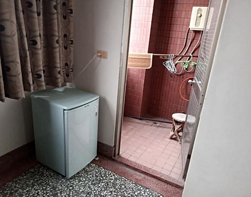 近嘉義大學新民校區環境清幽生活機能佳 - Image 1