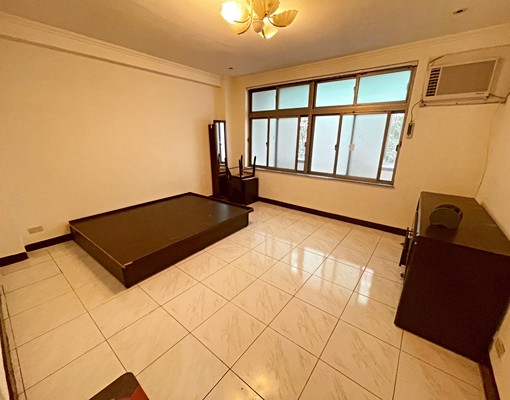 東門站。大安森林。電梯3+1房。空屋出租 - Image 4