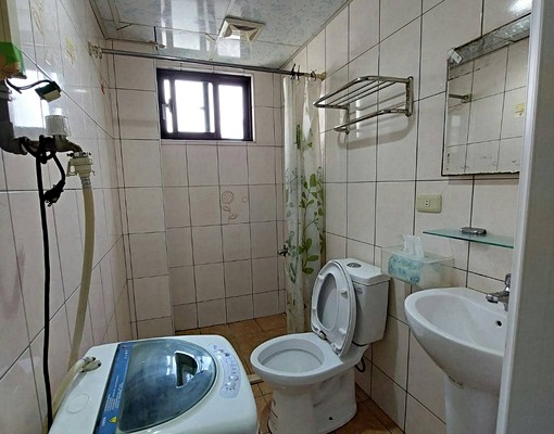 新變頻冷氣~獨洗獨曬~近水湳中國醫藥3分鐘 - 591租屋網 - Image 2