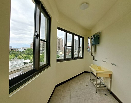 全新電梯2房+前空地可停車 - Image 3