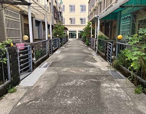 近台積電/交流道,雙車庫美透天,人車分道 - Image 14