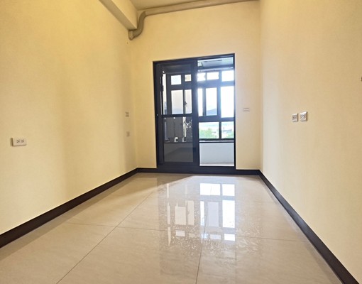 順安全新平面車位二房電梯華廈 - Image 2