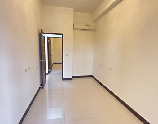 順安全新平面車位二房電梯華廈 - Image 9