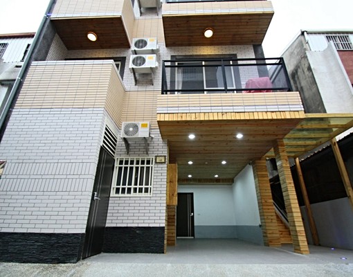 可租補竹南園區獨立陽台洗衣機套房 - Image 5