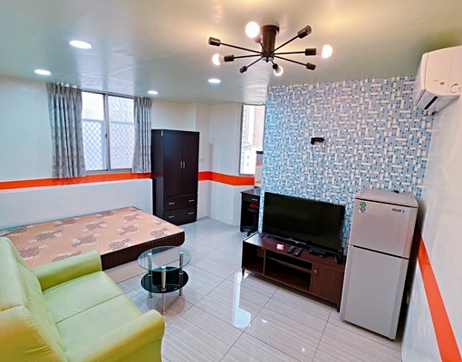 電梯★永興漢口商圈★陽台獨洗★大套房 - Image 1