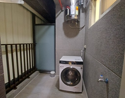 近西大北大路*時尚精品~有陽台洗衣機電梯 - Image 8
