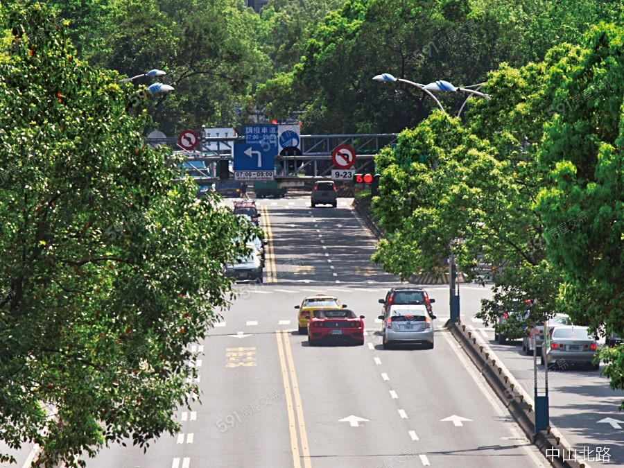 中山麗池環境圖
