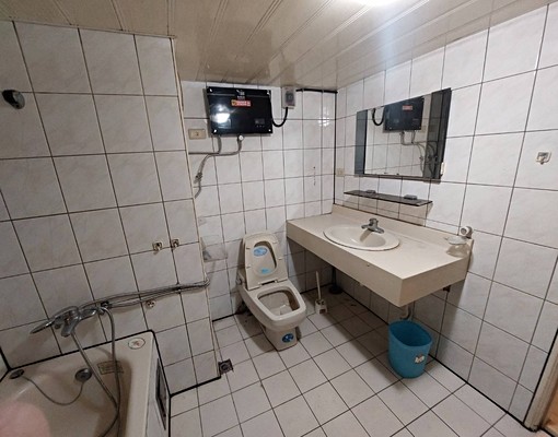 永安捷運4房小家庭/同事同學合租/工作室 - Image 4