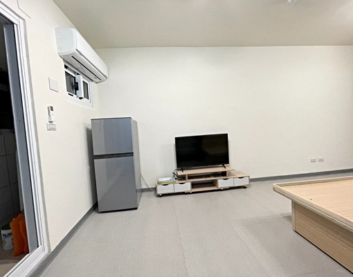 文心路開放式一房一廳乾濕分離陽台獨洗全新 - Image 2