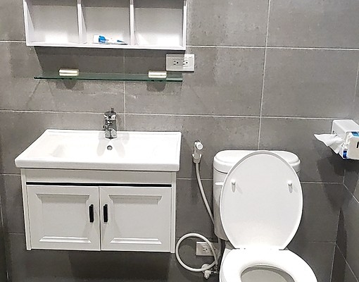 可租補一樓含車位整層近鳳山88交流道麥當勞 - Image 2