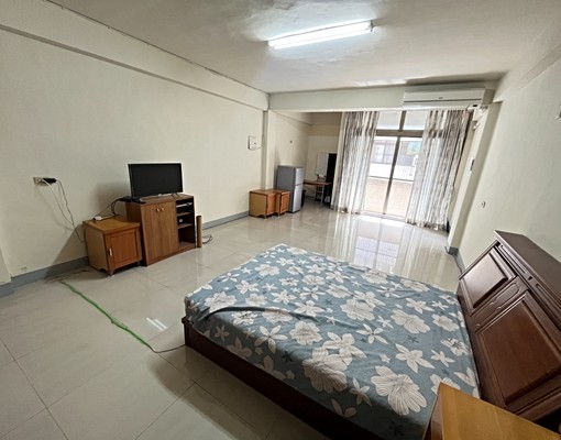 15坪大套房.採光好.大空間.可租補 - Image 4