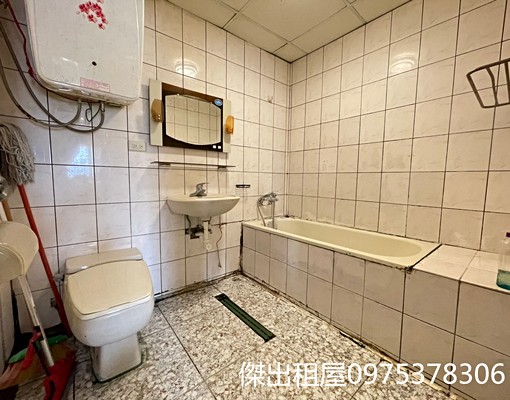 傑出租屋/藝文電梯大套房,獨洗 - Image 5