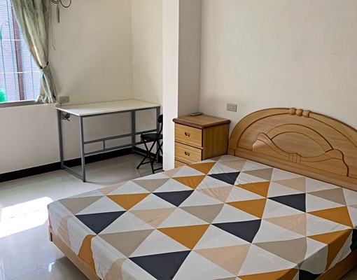 套房出租(交通飲食方便) - Image 1