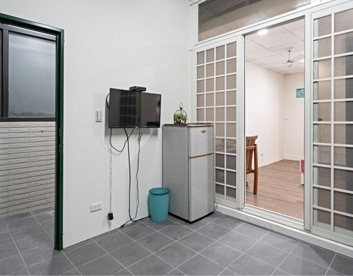 台中市神岡美麗裝潢極新高級套房出租 - Image 6