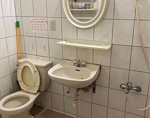 稀有划算秒殺半套房出租附個人淋浴間 - Image 2