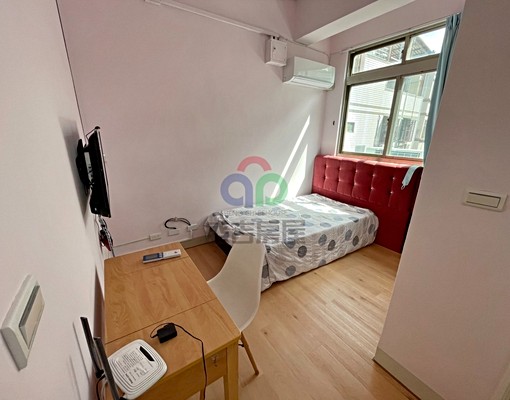 新興路東興巷超值陽光套房,適合學生上班族 - Image 2